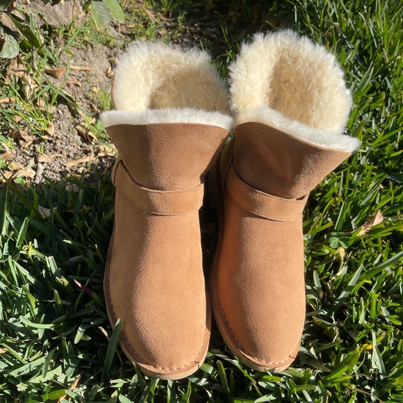 - Ugg🍂🍁Aubrielle chestnut winter Boots size 5.5 - Picture 5 of 13